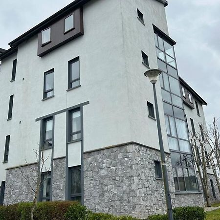 Entire Apartment , Centre Carrick on Shannon 外观 照片