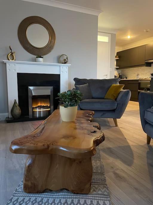 Entire Apartment , Centre Carrick on Shannon 外观 照片