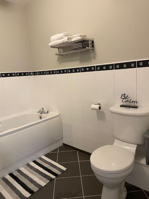 Entire Apartment , Centre Carrick on Shannon 外观 照片