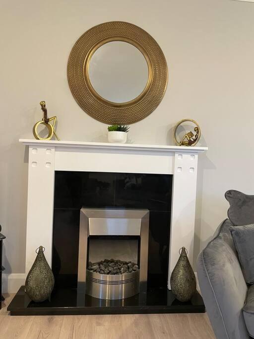 Entire Apartment , Centre Carrick on Shannon 外观 照片